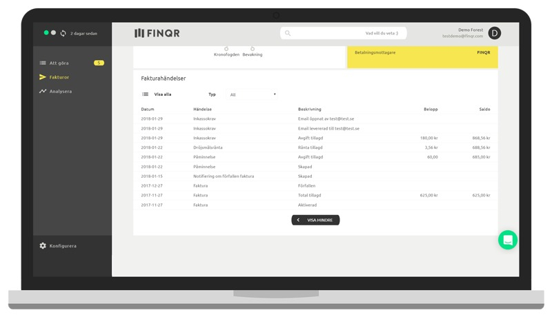 En laptop som visar fliken Fakturahändelser i FINQRs Fakturaservicesystem.