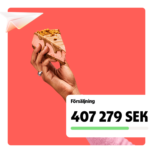 En hand håller upp en tårtbit, och i förgrunden redovisas försäljning i en spalt.