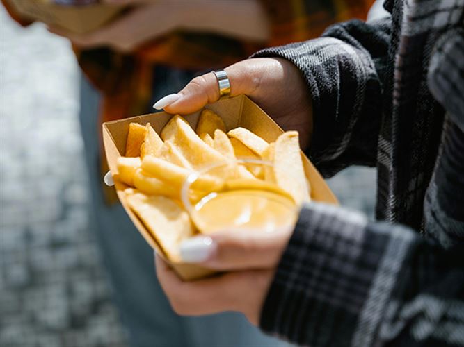 En maträtt från en foodtruck som ska illustrera representation.