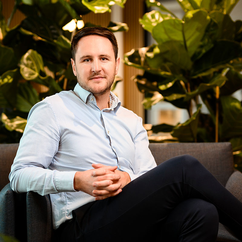 porträtt på Robin Lexander, Head of finance, analytics & legal
