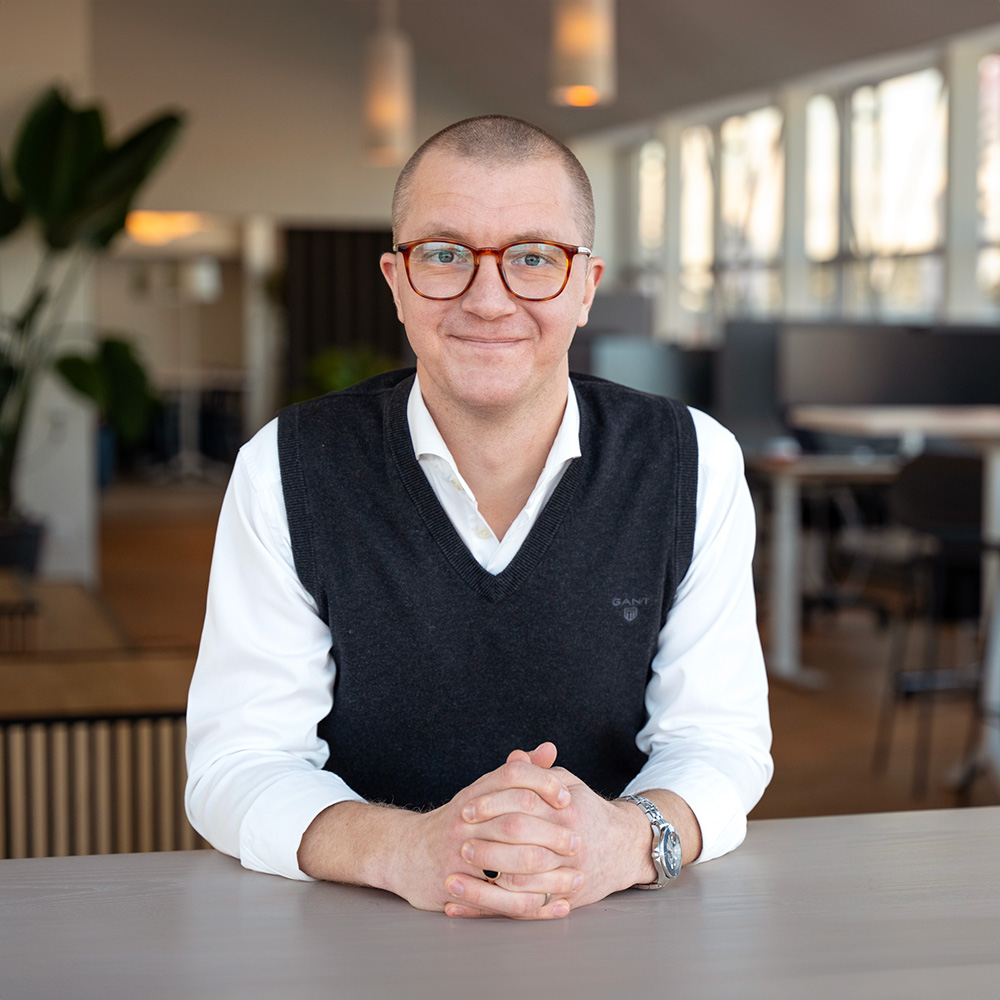 Daniel Jonsson, Spiris