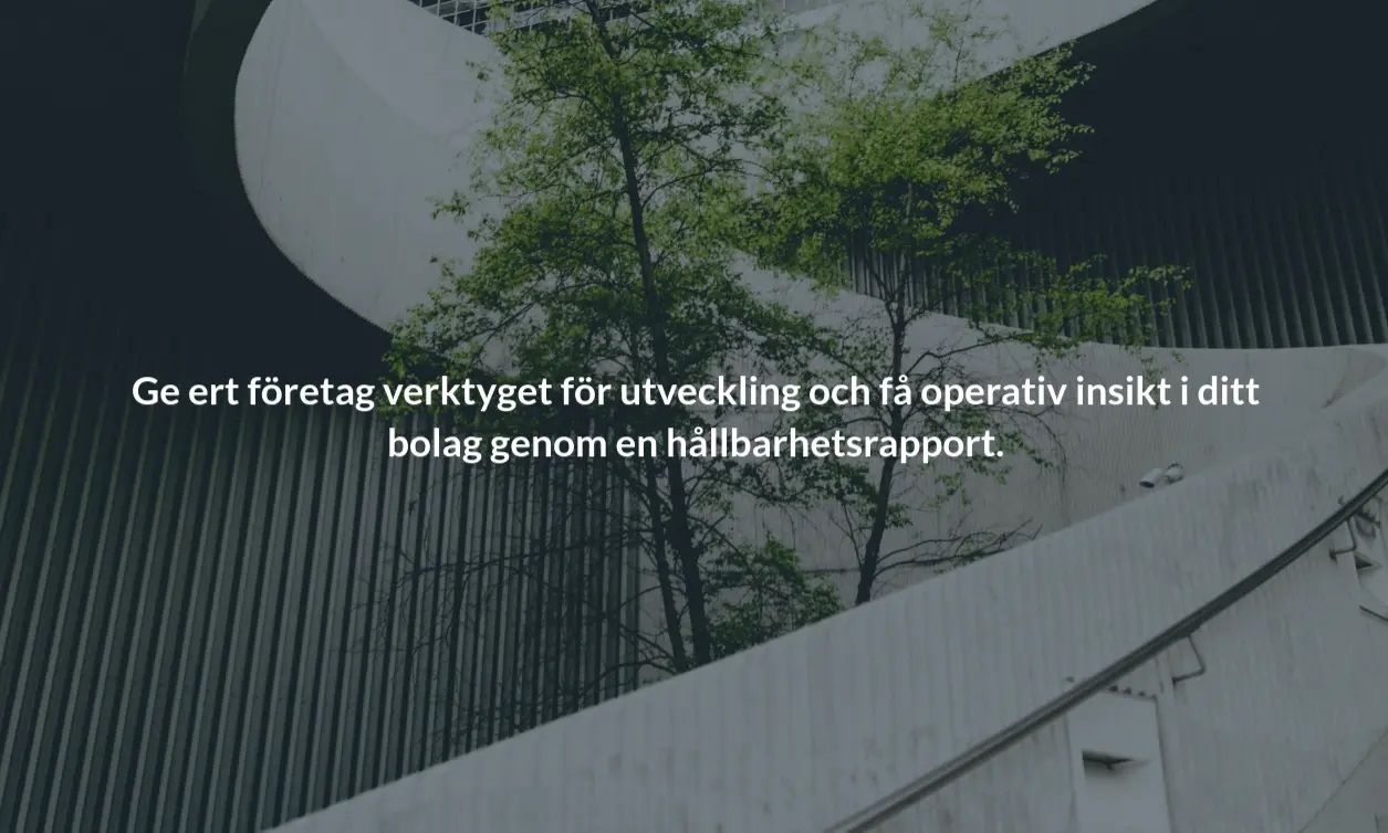 Ett träd omringat av en spiraltrappa, Automatiserad hållbarhetsredovisning enligt ÅRL och CSRD.